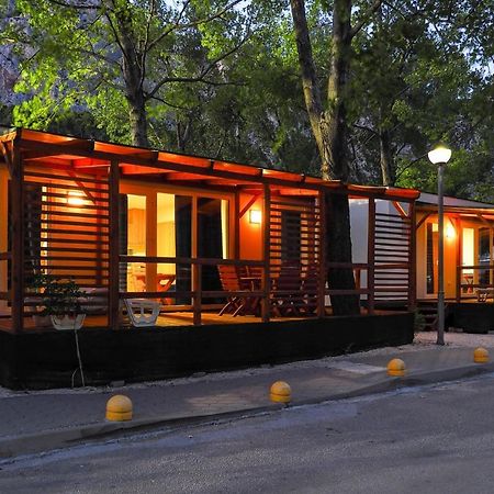 Mediteran Travel Mobile Homes Galeb Omis Ngoại thất bức ảnh