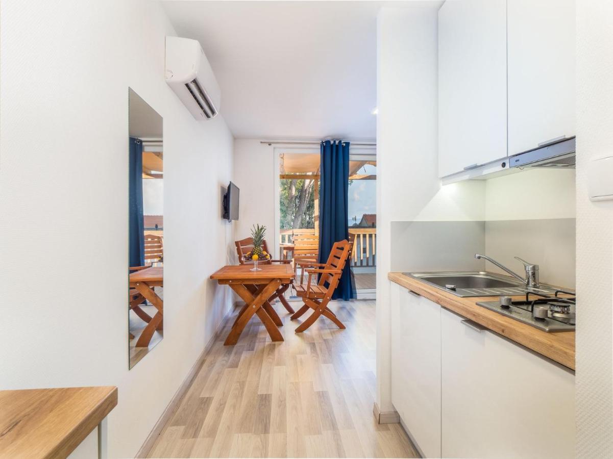 Mediteran Travel Mobile Homes Galeb Omis Ngoại thất bức ảnh