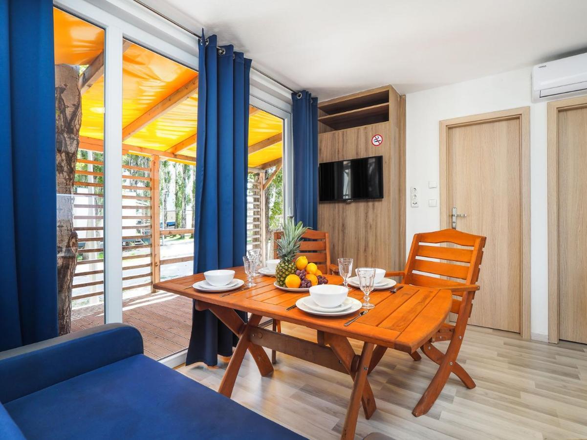Mediteran Travel Mobile Homes Galeb Omis Ngoại thất bức ảnh